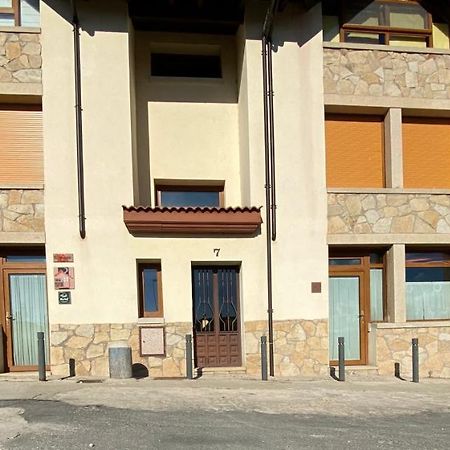 El Plantio I Y II - Apartamentos Turisticos Hoyos del Espino Eksteriør billede